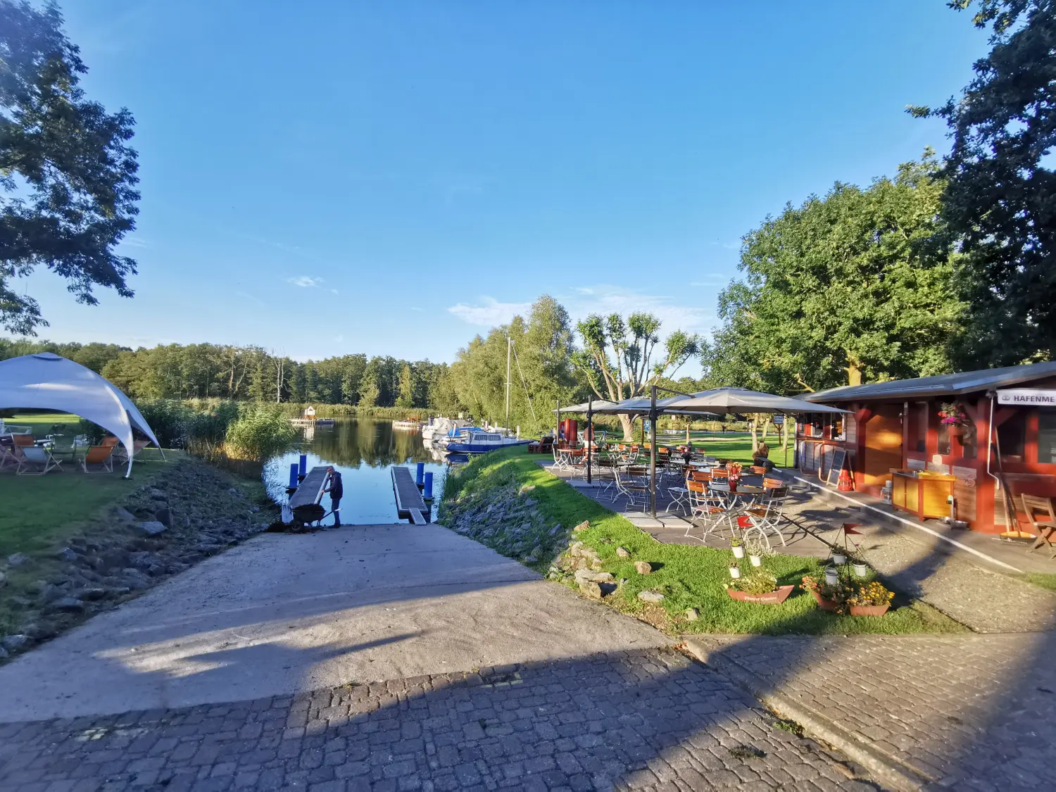 GbR Dorfstrasse 33 Tina Kurella, Ferienhaus am See